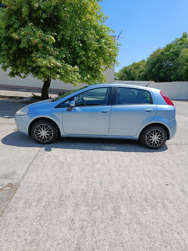 Fiat Punto Grande punto 1.3 - изображение 9