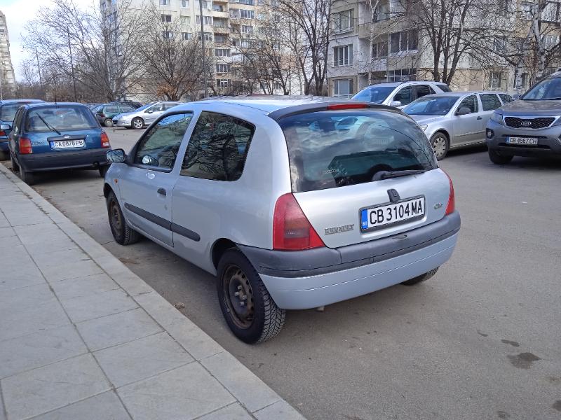 Renault Clio  - изображение 7