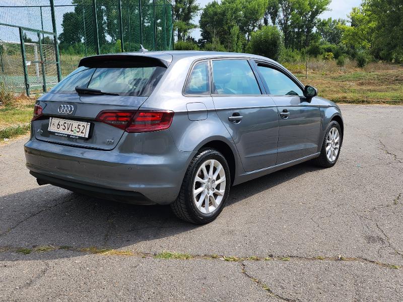 Audi A3  SPORTBACK 1.6 - изображение 4