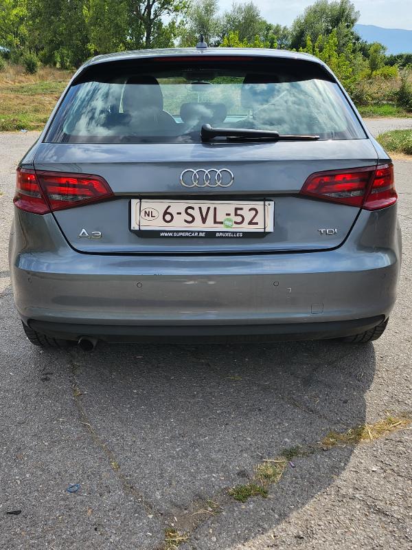 Audi A3  SPORTBACK 1.6 - изображение 5