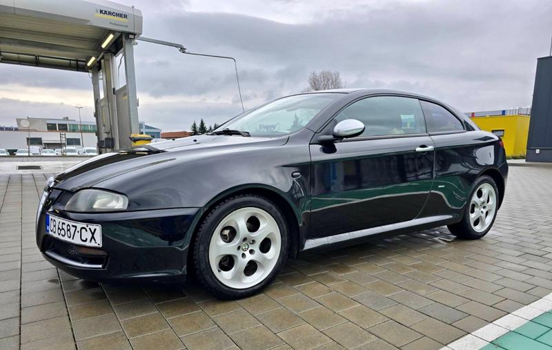 Alfa Romeo Gt 1.9 JTD - изображение 2