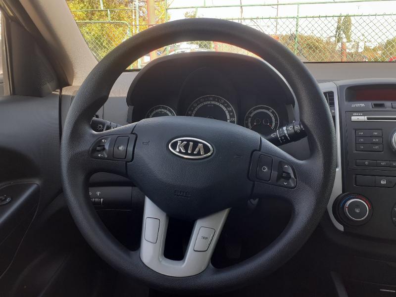 Kia Ceed 1.6 като нова  - изображение 10