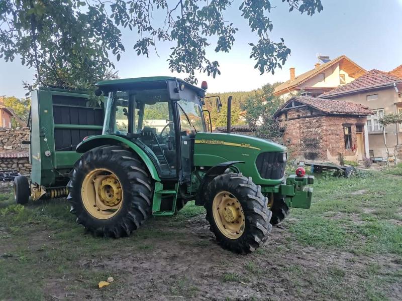 Трактор John Deere 5725 - изображение 3