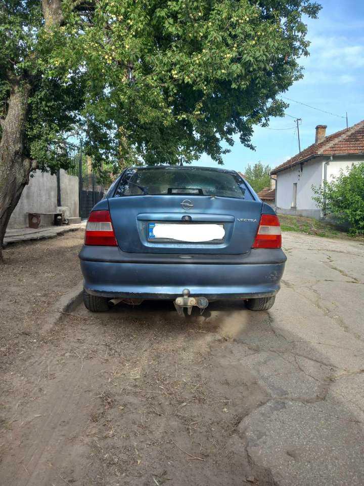 Opel Vectra 1.6 LPG - изображение 2