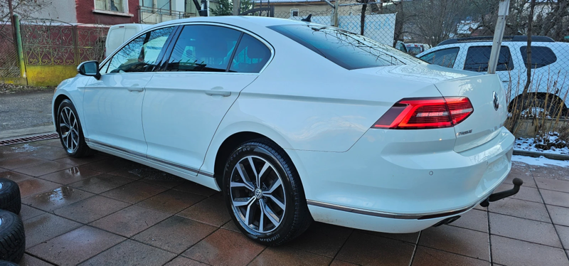 VW Passat Highline 7 DSG - изображение 3