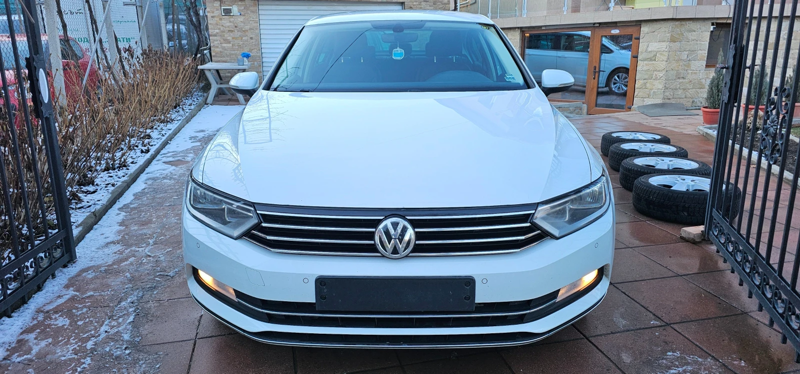 VW Passat Highline 7 DSG - изображение 4