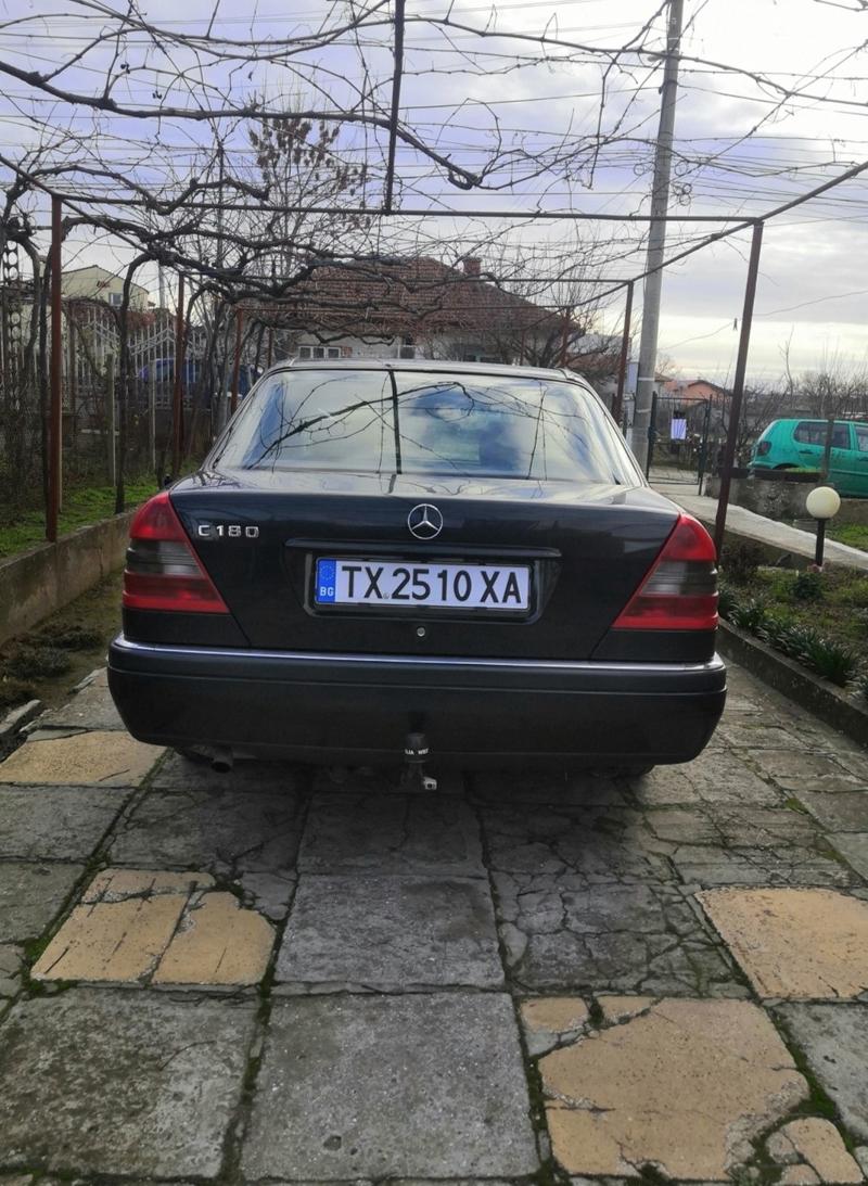 Mercedes-Benz C 180  - изображение 2