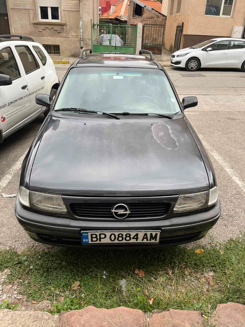 Opel Astra 2.0 - изображение 8