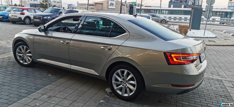 Skoda Superb  - изображение 6