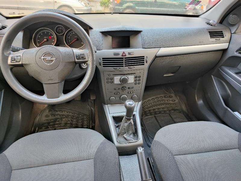 Opel Astra TWINPORT 1,6 - изображение 5