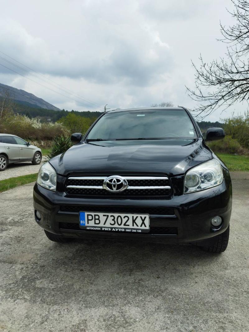 Toyota Rav4 2.2 136 - изображение 9