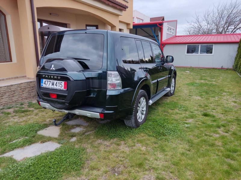 Mitsubishi Pajero 3.2  7места - изображение 5