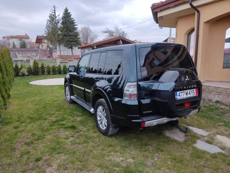 Mitsubishi Pajero 3.2  7места - изображение 4