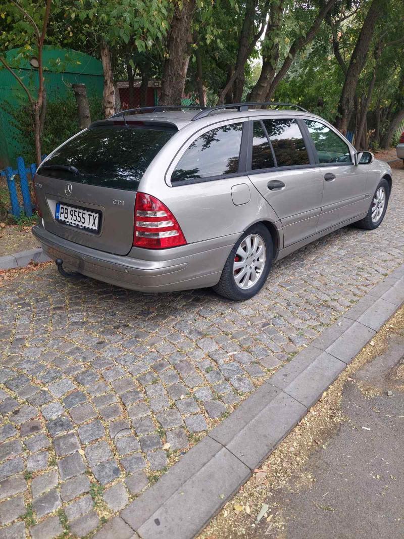 Mercedes-Benz C 200 200 - изображение 3