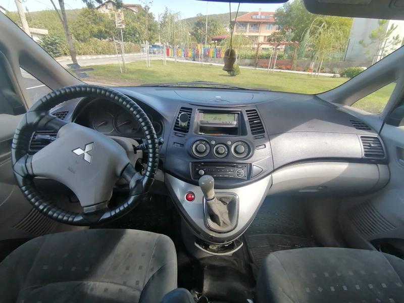 Mitsubishi Grandis 2.4 - изображение 5