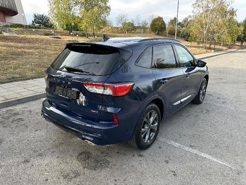 Ford Kuga 2.5i Hybrid 4x4 - изображение 4