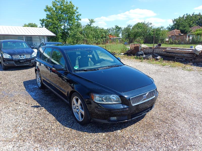 Volvo V50 1.6D - изображение 2