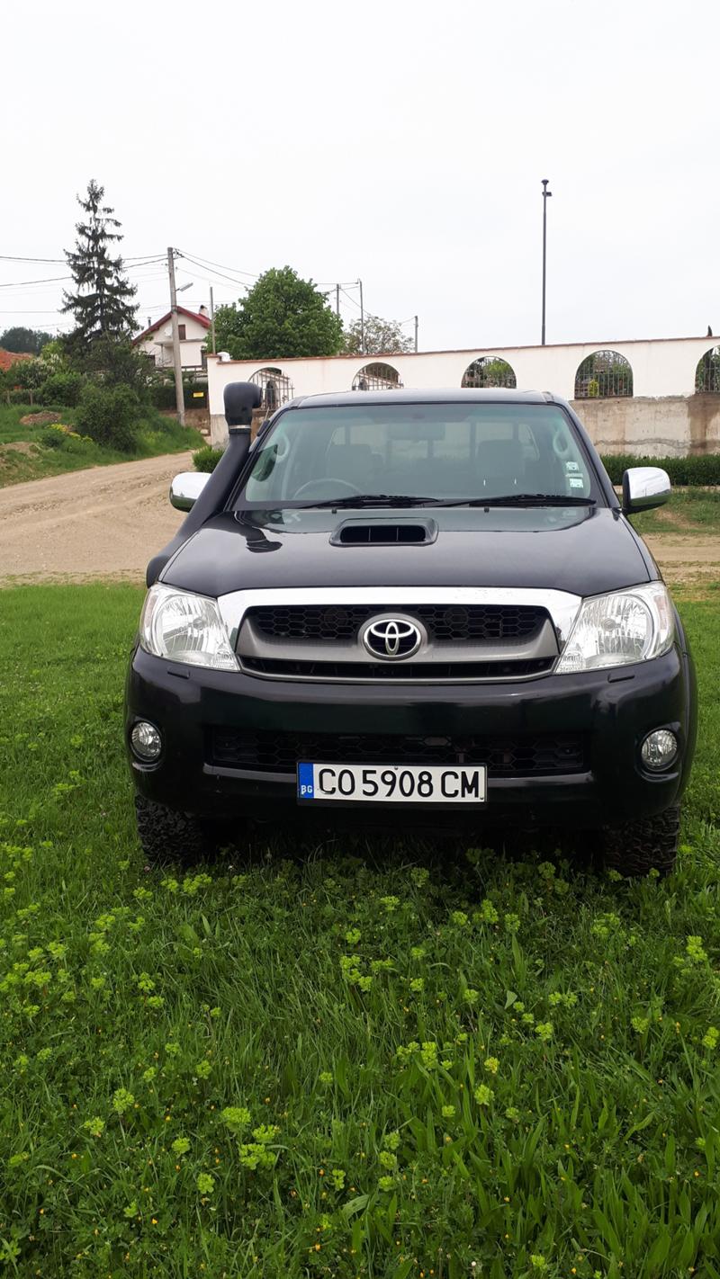 Toyota Hilux 2.5 D4D - изображение 2