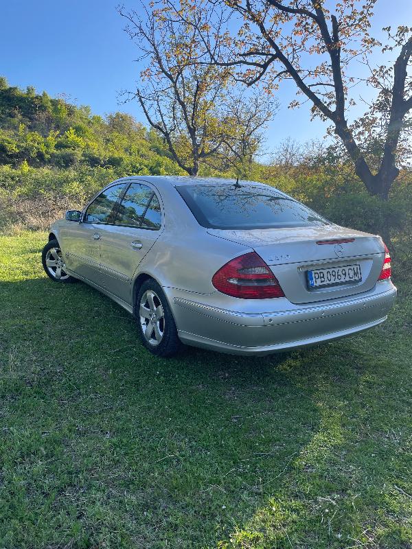 Mercedes-Benz E 270 2.7 Avangarde - изображение 5