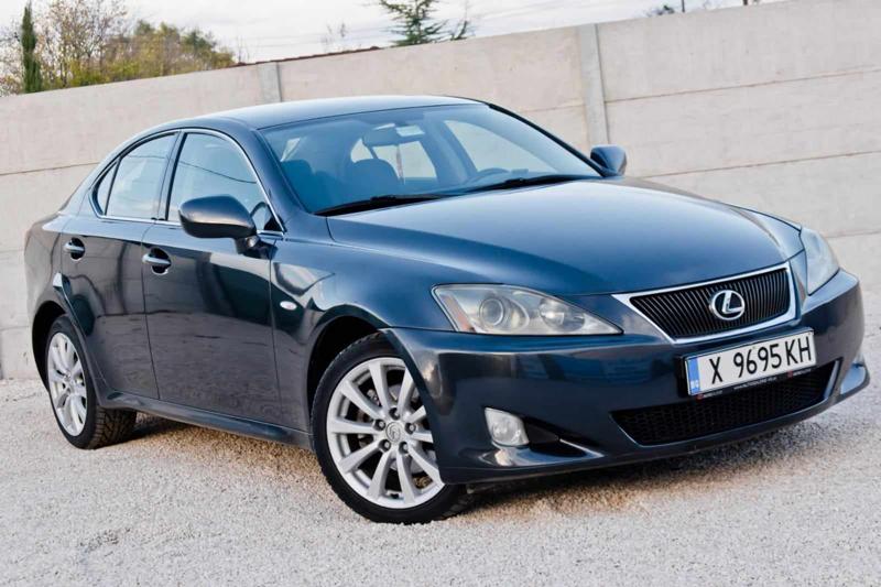 Lexus Is 220 2,2D/180kc - изображение 2