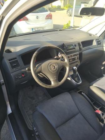 Toyota Corolla verso  - изображение 2