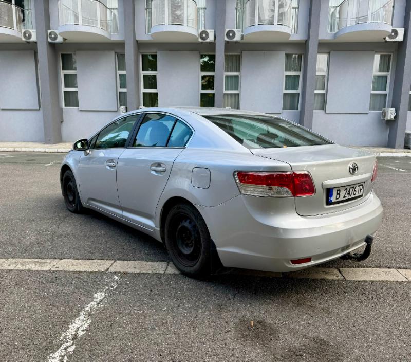 Toyota Avensis 2.2 D4D - изображение 6