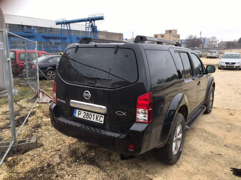 Nissan Pathfinder 2.5 dci - изображение 3