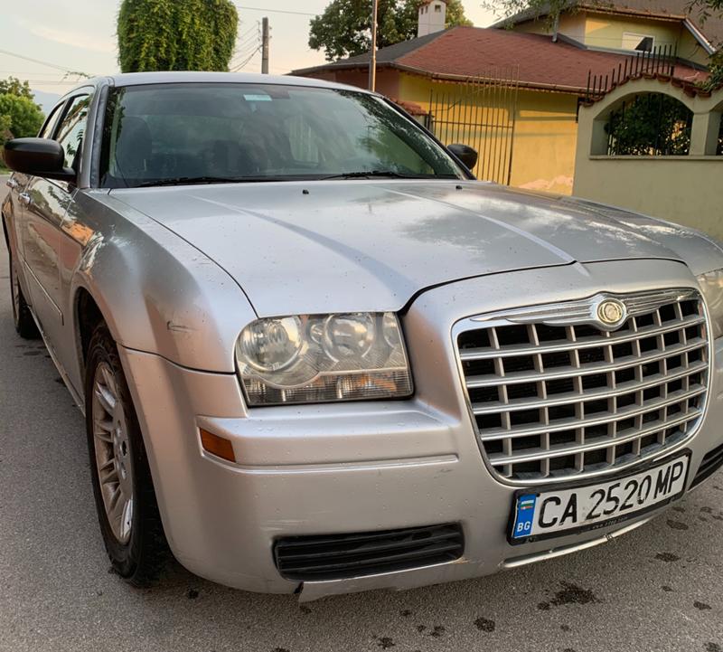 Chrysler 300c 2.7 i - изображение 2