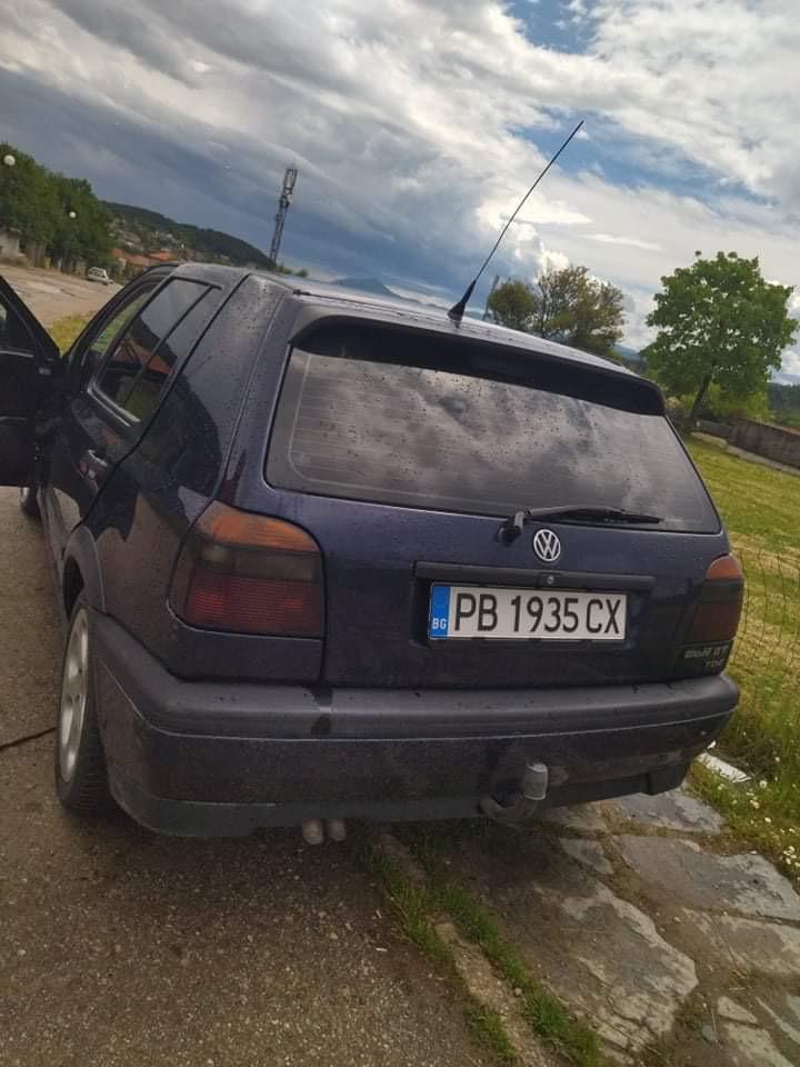 VW Golf 1.9 - изображение 2