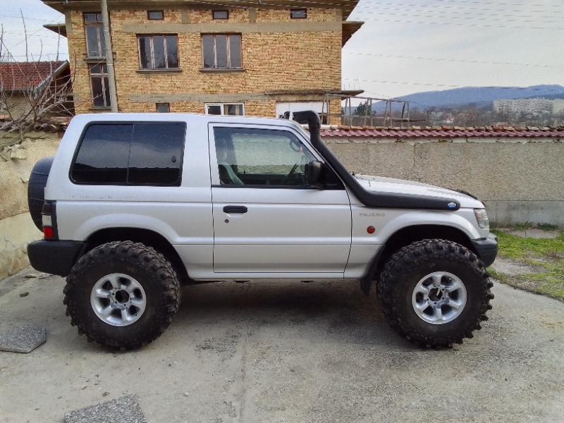 Mitsubishi Pajero 2.5 - изображение 7