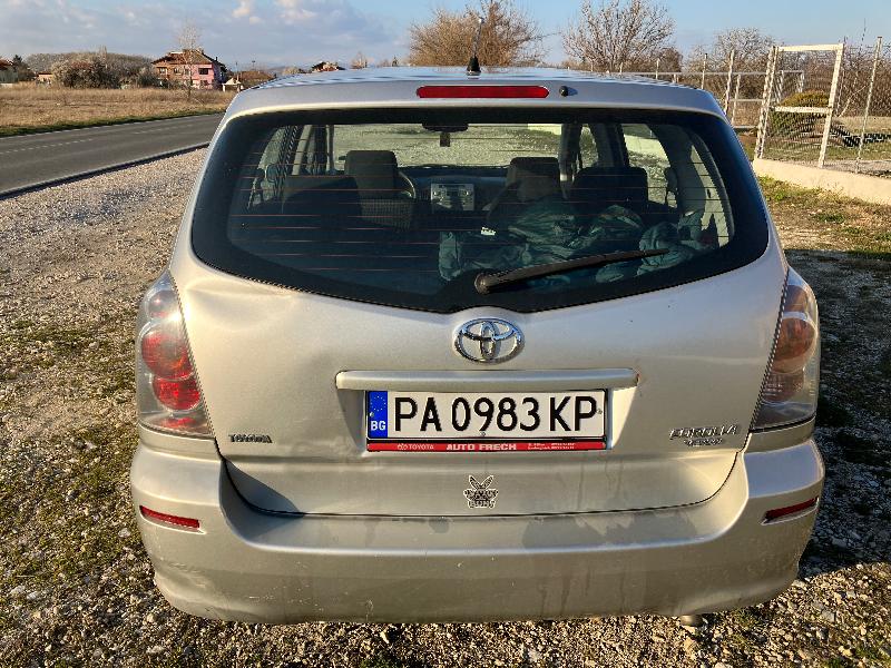 Toyota Corolla verso 2.0 D4D 116 - изображение 6