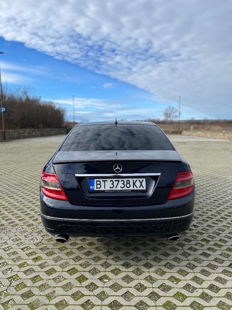 Mercedes-Benz C 350  - изображение 5