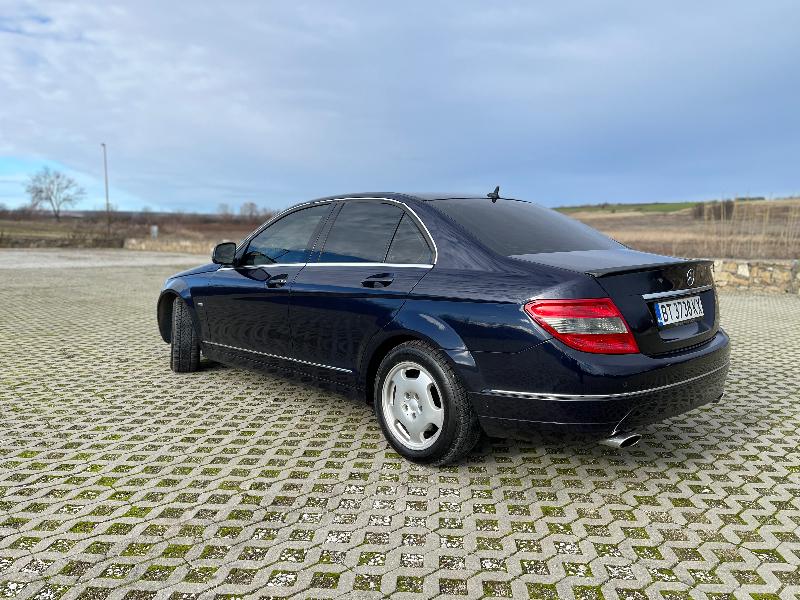 Mercedes-Benz C 350  - изображение 6