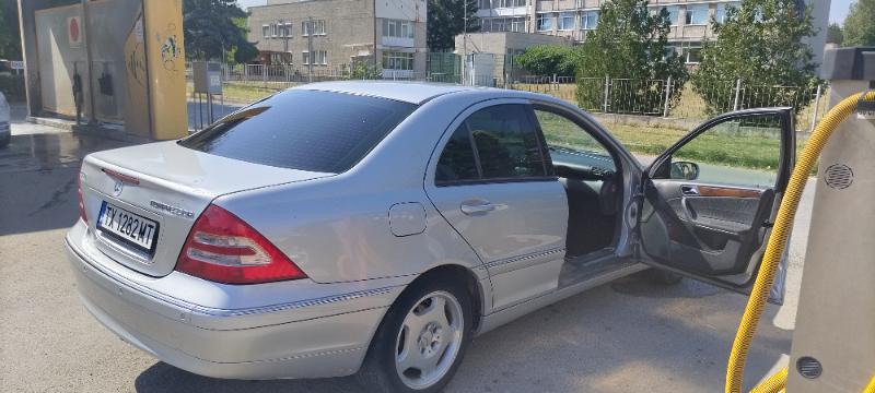 Mercedes-Benz C 180  - изображение 2