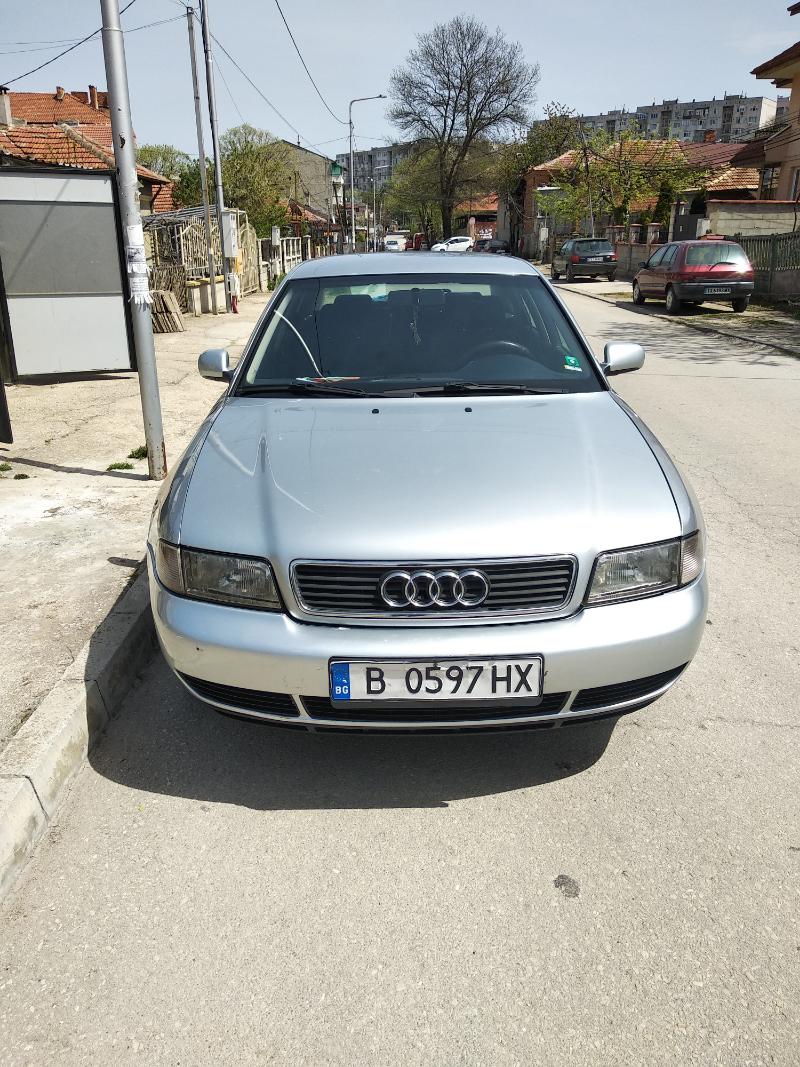 Audi A4 1.6 - изображение 1