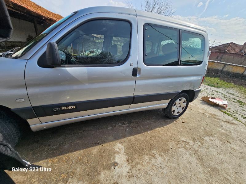 Citroen Berlingo 1,4i 2004 - изображение 7