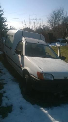 Ford Courier бензин.1.3