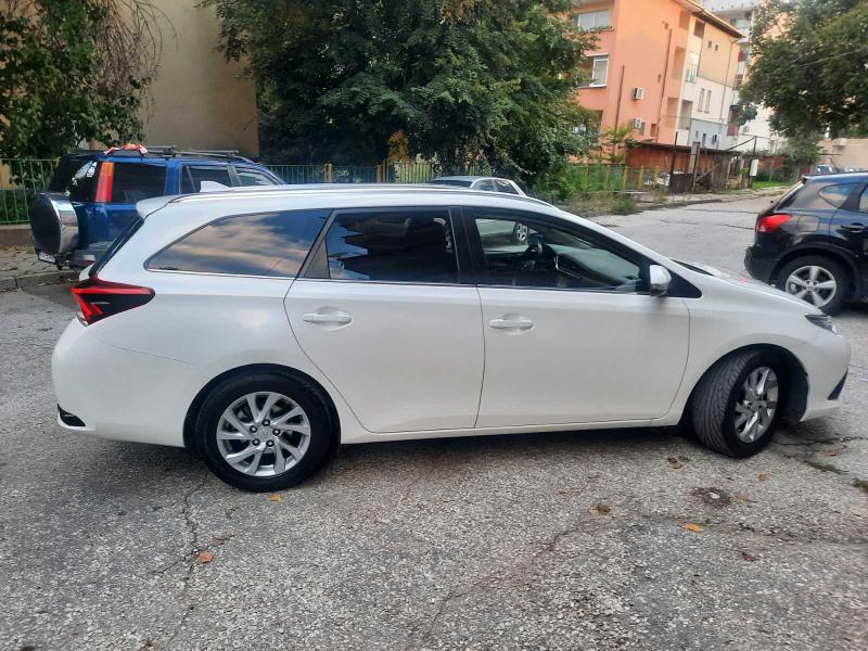 Toyota Auris D4D - изображение 9