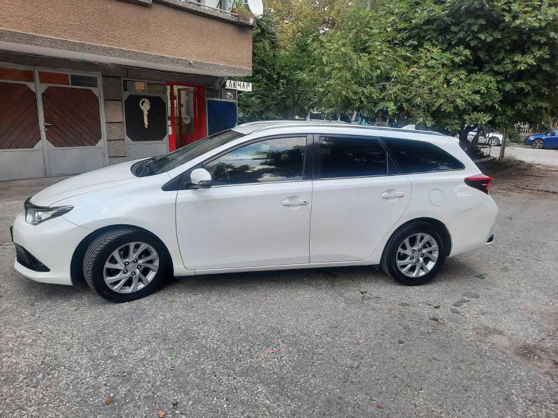 Toyota Auris D4D - изображение 10