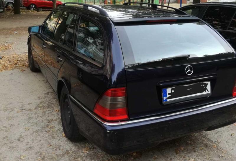 Mercedes-Benz C 180  - изображение 2