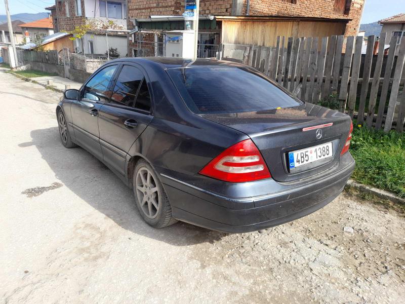 Mercedes-Benz C 200 kompresor - изображение 5