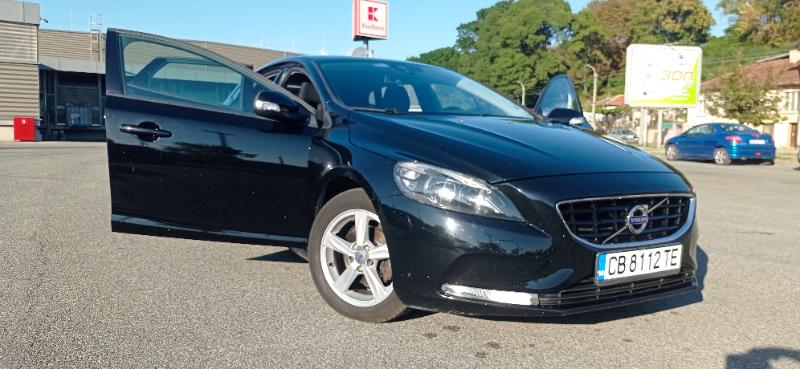 Volvo V40 1.6 115 к.с - изображение 2