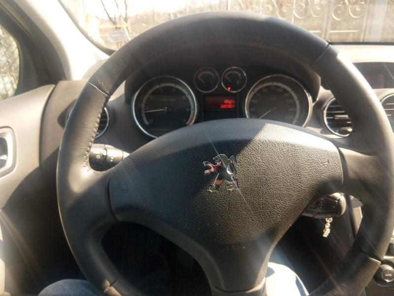 Peugeot 308 1600/газ - изображение 7