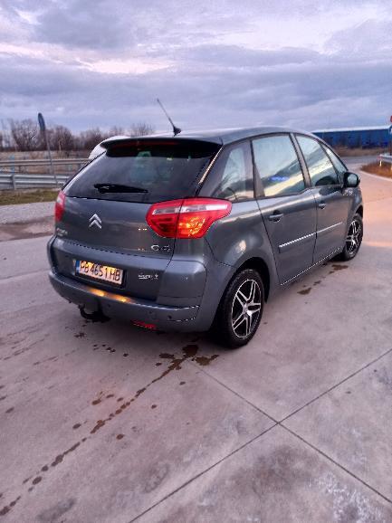 Citroen C4 Picasso 1.6 - изображение 5