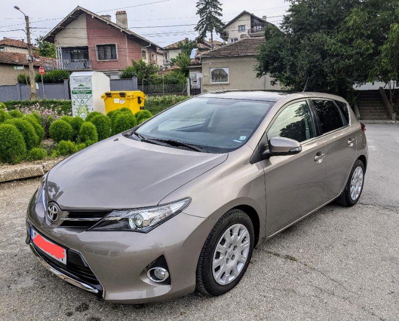 Toyota Auris 1329 - изображение 2