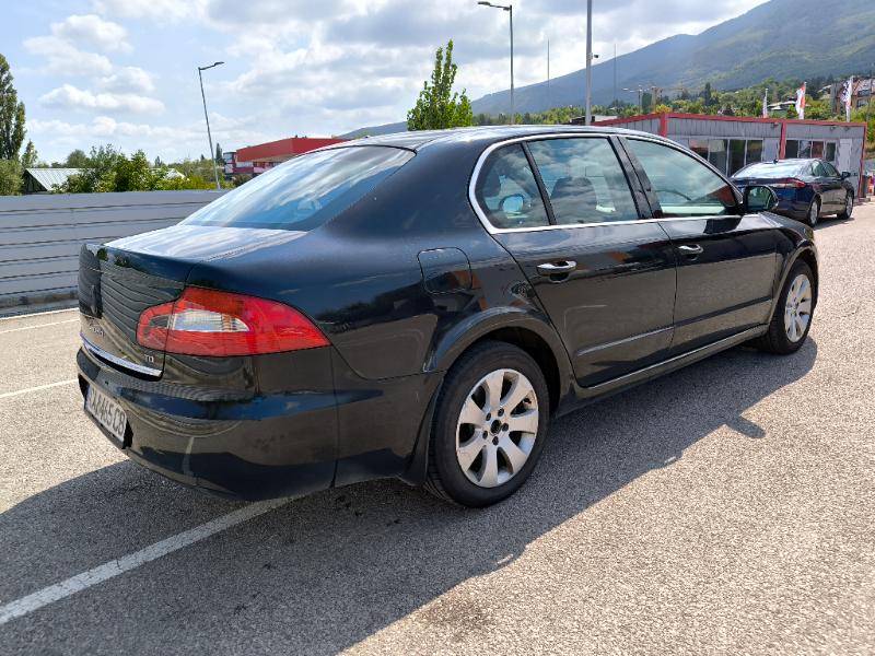 Skoda Superb 2,0 tdi - изображение 3