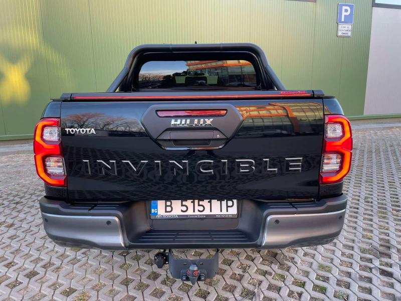 Toyota Hilux Invincible 2.8D - изображение 4