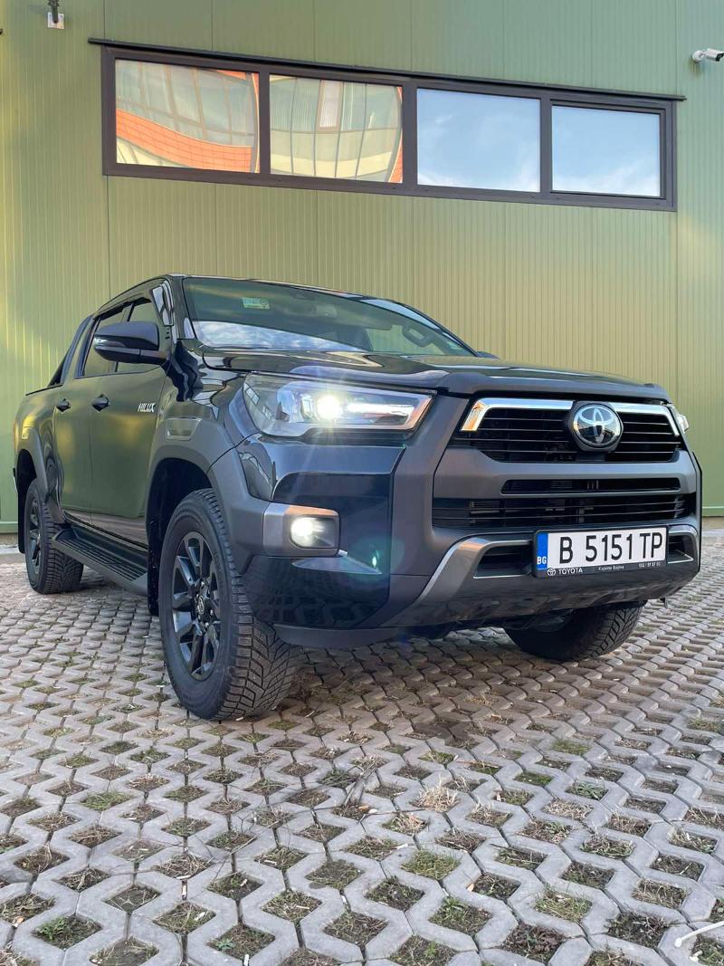 Toyota Hilux Invincible 2.8D - изображение 3