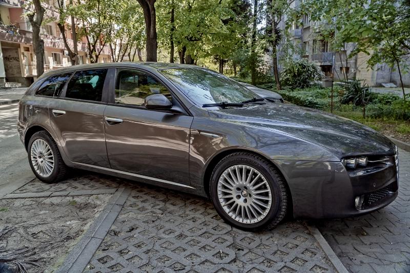 Alfa Romeo 159 sportwagon 1.9 JTDM - изображение 5