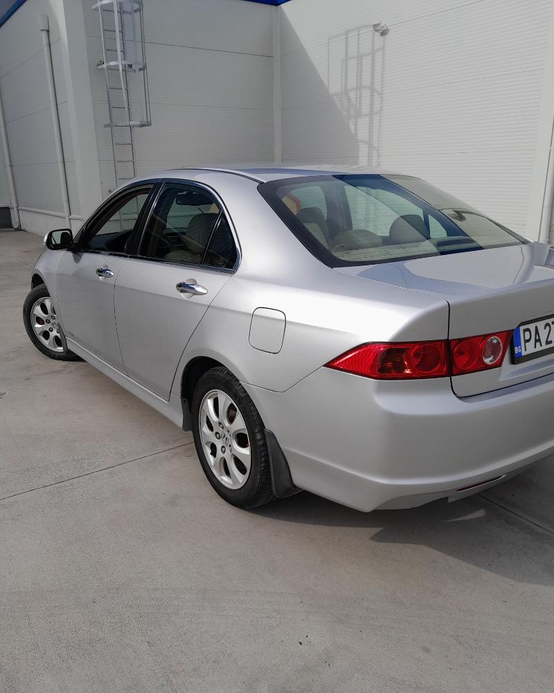 Honda Accord 2.2 D - изображение 3